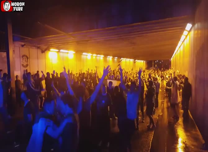 Video :There is no doubt that the world's nicest fans are Irish!